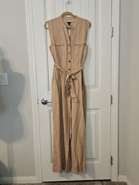 Ann Taylor Sleeveless Linen Jumpsuit in Tan